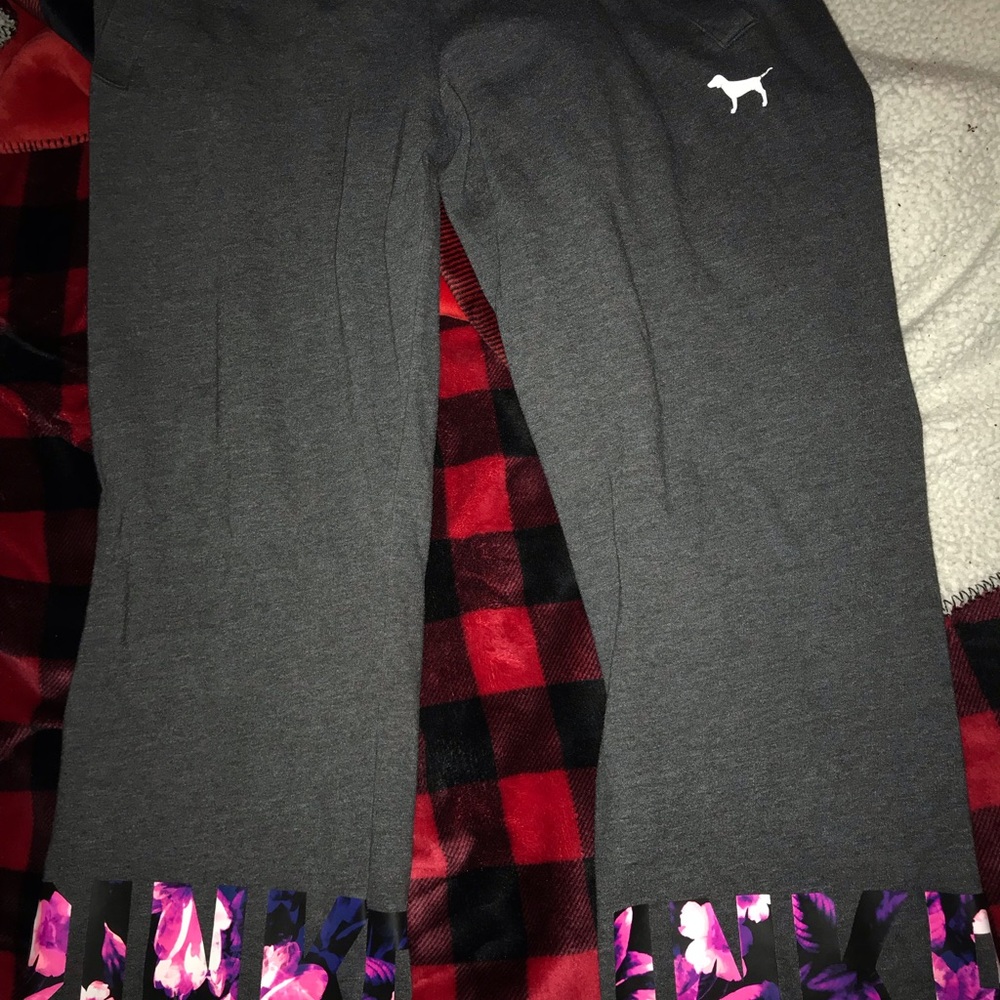 PINK pants